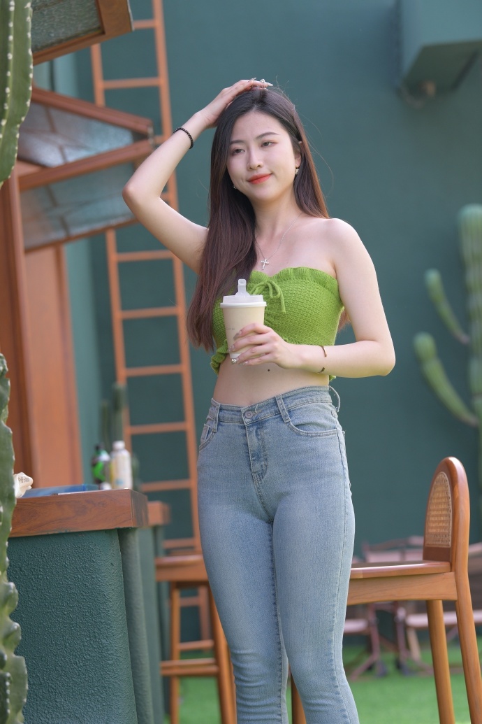 天美麻花乌鸦mv